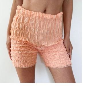 Vintage Ruffle Shorts Approx Size 12